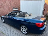 Gebraucht BMW 325 Cabriolet 218 PS (160 kW) 2010 Blau Cabrio