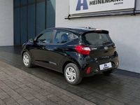 Gebraucht Hyundai i10 Select 63 PS (46 kW) 2025 Phantom black mineraleffekt Kleinwagen