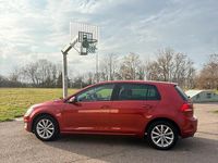 Gebraucht VW Golf VII LOUNGE 150 PS (110 kW) 2015 Rot Kleinwagen