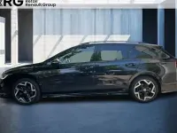 Gebraucht VW Golf VIII R-line 150 PS (110 kW) 2025 Grenadillschwarz metallic Kombi