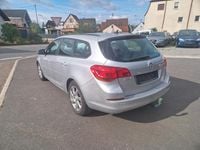 Gebraucht Opel Astra 110 PS (80 kW) 2013 Silber Kombi