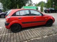 Gebraucht Kia Rio 109 PS (80 kW) 2006 Rot Limousine