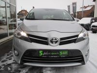 Gebraucht Toyota Verso Edition-S 147 PS (108 kW) 2017 Silver metallic Van / Kleinbus
