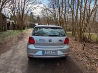 Gebraucht VW Polo Trendline 75 PS (55 kW) 2016 Grau Kleinwagen