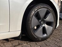 Gebraucht Tesla Model 3 RWD 208 kW (283 PS) 2022 Weiß Limousine