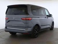 Gebraucht VW Multivan Style 150 PS (110 kW) 2025 Grau Van