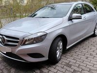 Gebraucht Mercedes 180 122 PS (89 kW) 2015 Silber Limousine