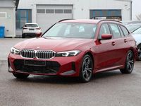 Gebraucht BMW 330 M Sport 245 PS (180 kW) 2025 Rot Kombi