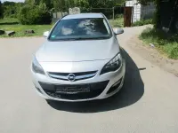 Second-hand Opel Astra 136 CP (100 kW) 2015 Argintiu Berlinǎ