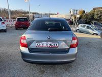 Gebraucht Skoda Rapid Ambition 105 PS (77 kW) 2012 Grau Kleinwagen