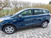 Gebraucht Ford Kuga 150 PS (110 kW) 2017 Blau SUV