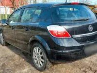 Gebraucht Opel Astra Elegance 125 PS (91 kW) 2004 Schwarz Limousine