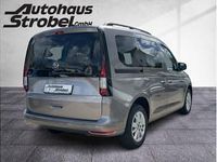 Neu VW Caddy Life 122 PS (89 kW) 2026 Gelb (mojave beige metallic) Van / Kleinbus