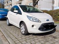 Gebraucht Ford Ka Trend 69 PS (50 kW) 2015 Weiß Kleinwagen
