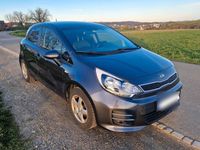 gebraucht Kia Rio 1.4 Dream Edition - 2015