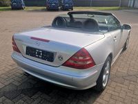 Gebraucht Mercedes SLK200 163 PS (119 kW) 2002 Silber Cabrio