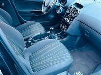 Gebraucht Opel Corsa Innovation 87 PS (63 kW) 2010 Schwarz Kleinwagen