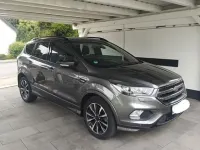 Gebraucht Ford Kuga ST-Line 150 PS (110 kW) 2018 Grau SUV