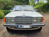 Gebraucht Mercedes 280 177 PS (130 kW) 1977 Weiß Coupé