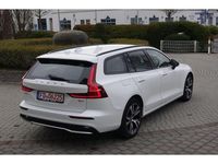 Gebraucht Volvo V60 Plus 197 PS (144 kW) 2022 Weiss Kombi