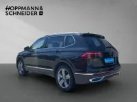 Gebraucht VW Tiguan Allspace Elegance 190 PS (139 kW) 2022 Deep black perleffekt SUV