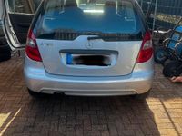 Gebraucht Mercedes A150 95 PS (69 kW) 2008 Silber Kleinwagen