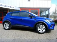 Używany Renault Captur Zen 91 KM (66 kW) 2021 Niebieski SUV