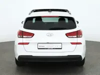 Gebraucht Hyundai i30 Style 136 PS (100 kW) 2019 Polar white Kombi