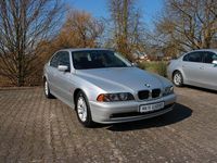 Gebraucht BMW 525 Sport Line 192 PS (141 kW) 2001 Silber Limousine