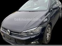 Gebraucht VW Polo 95 PS (69 kW) 2019 Schwarz Limousine