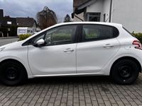 gebraucht Peugeot 208 1.6 Active e-HDi 92 STOP & START Active