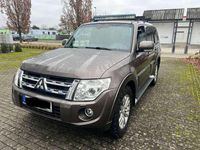 Gebraucht Mitsubishi Pajero Intense 200 PS (147 kW) 2012 Braun SUV