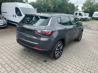 Gebraucht Jeep Compass Altitude 131 PS (96 kW) 2024 Grau SUV