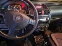 Gebraucht Opel Corsa 54 PS (39 kW) 2000 Silber Kleinwagen