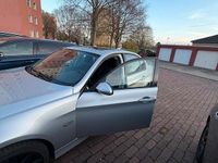 Gebraucht BMW 320 Basis 150 PS (110 kW) 2007 Silber Limousine
