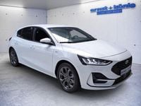 Gebraucht Ford Focus ST-Line 125 PS (91 kW) 2024 Hell weiß sonderlack Limousine