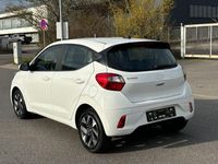 Gebraucht Hyundai i10 67 PS (49 kW) 2024 Weiß Kleinwagen