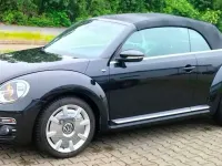 Używany VW Beetle Sound 105 KM (77 kW) 2017 Czarny Hatchback
