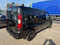 Gebraucht Fiat Doblò Basis 75 PS (55 kW) 2009 Weiss Van / Kleinbus