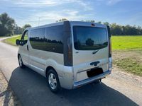Gebraucht Opel Vivaro 135 PS (99 kW) 2005 Silber Van / Kleinbus