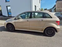 Gebraucht Mercedes B200 136 PS (100 kW) 2006 Gold Van / Kleinbus