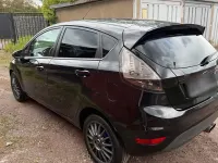 Usata Ford Fiesta 60 CV (44 kW) 2009 Nero Berlina