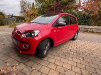 Second-hand VW up! Edition 75 CP (55 kW) 2014 Roșu Hatchback