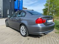 gebraucht BMW 318 d facelift , 8-fach bereift