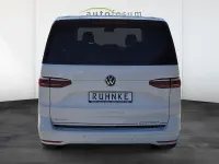 Gebraucht VW Multivan Edition 150 PS (110 kW) 2024 Candyweiß Van / Kleinbus