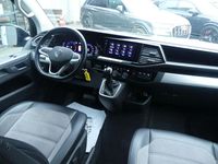 Second-hand VW Multivan 204 CP (150 kW) 2021 Negru Monovolum