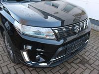 Gebraucht Suzuki Vitara Comfort 129 PS (94 kW) 2023 Schwarz SUV