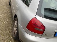 Second-hand Audi A3 102 CP (75 kW) 2000 Gri Hatchback