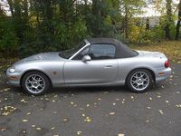 Usata Mazda MX5 190 CV (139 kW) 1999 Argento Cabrio
