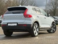 Gebraucht Volvo XC40 Plus 211 PS (155 kW) 2023 Cloud blue / solid SUV